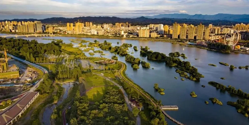 漢中市生態(tài)環(huán)境局持續加強新污染物領(lǐng)域監督管理  