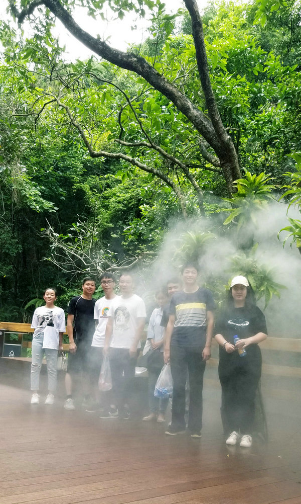 越是前進(jìn)，風(fēng)景越是迷人